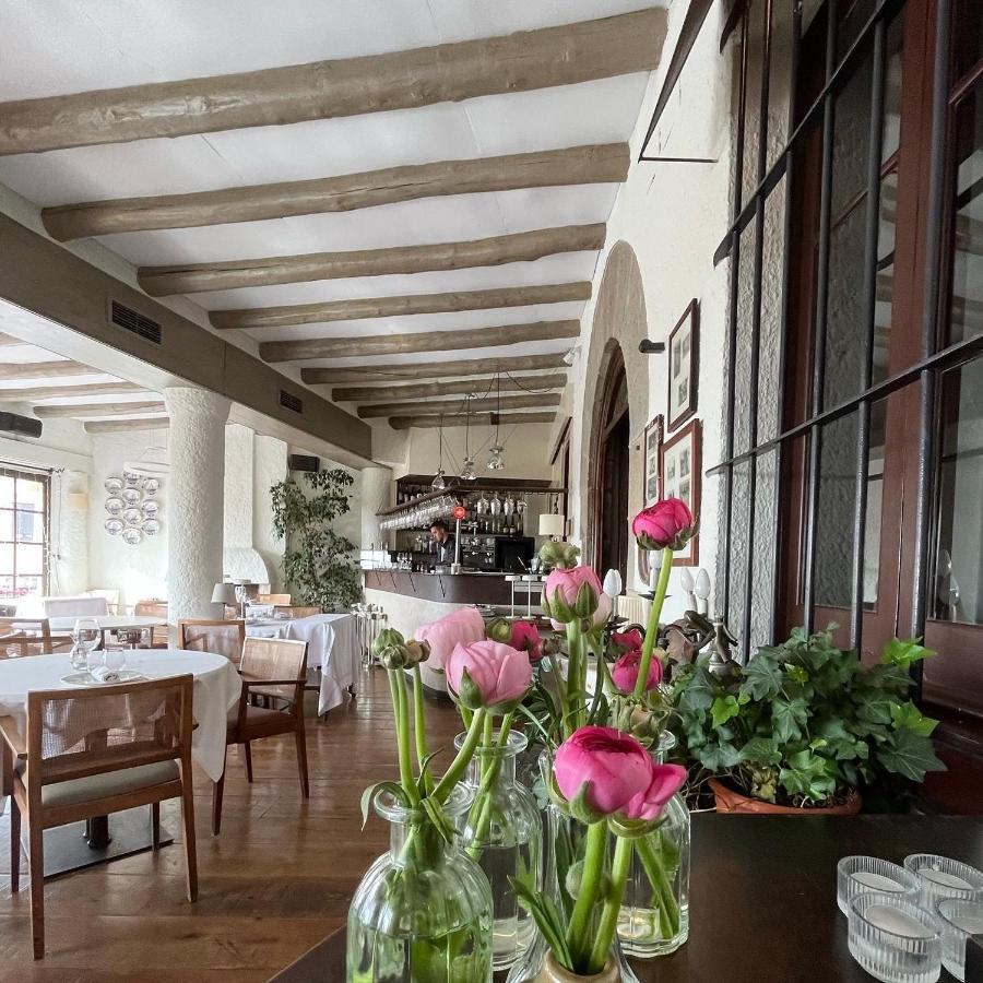 Hostal De La Placa - Hotel Boutique Cabrils Ngoại thất bức ảnh
