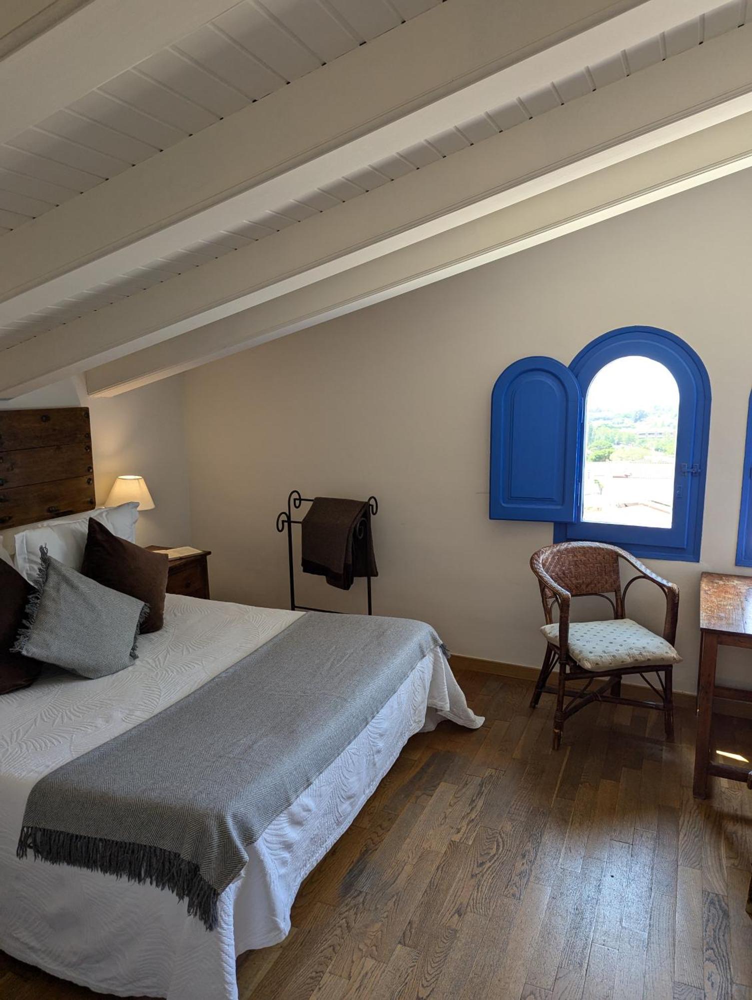 Hostal De La Placa - Hotel Boutique Cabrils Ngoại thất bức ảnh